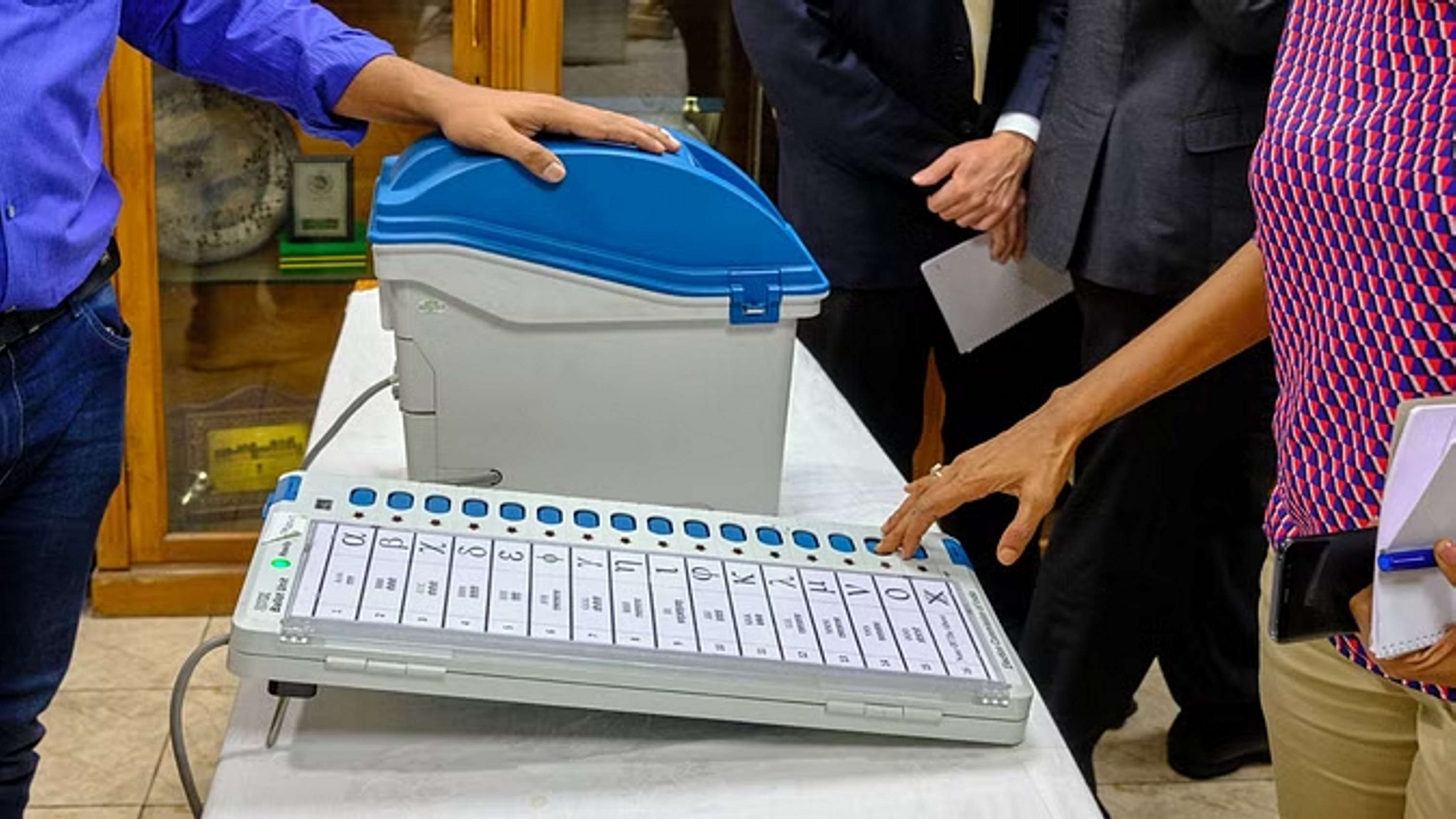 राजधानी में 142 प्रत्याशियों पर भारी पड़ा नोटा, उत्तर-पश्चिमी दिल्ली में खूब हुआ इस्तेमाल