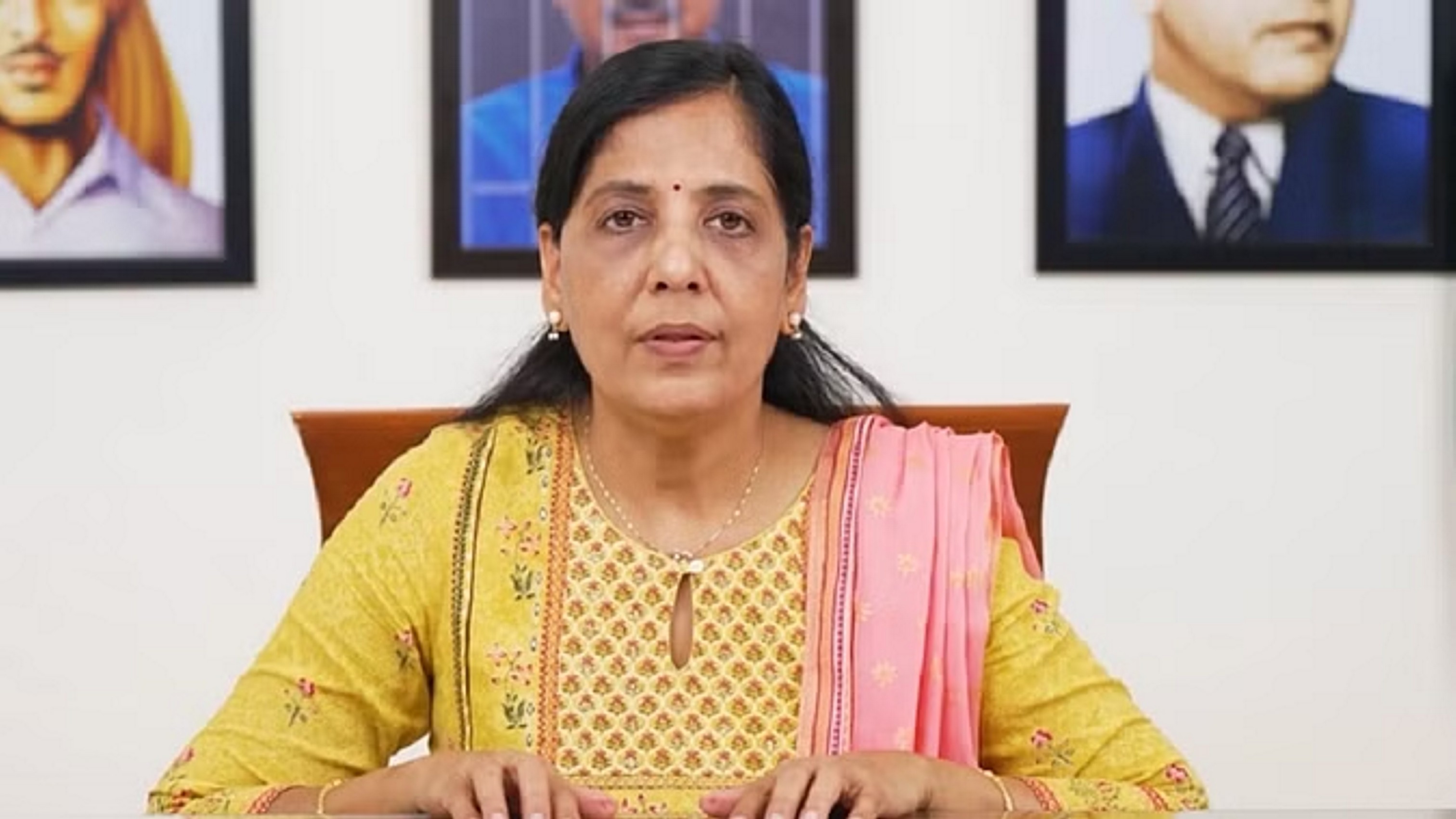 मुख्यमंत्री की पत्नी सुनीता केजरीवाल को झटका, कोर्ट ने भेजा नाोटिस
