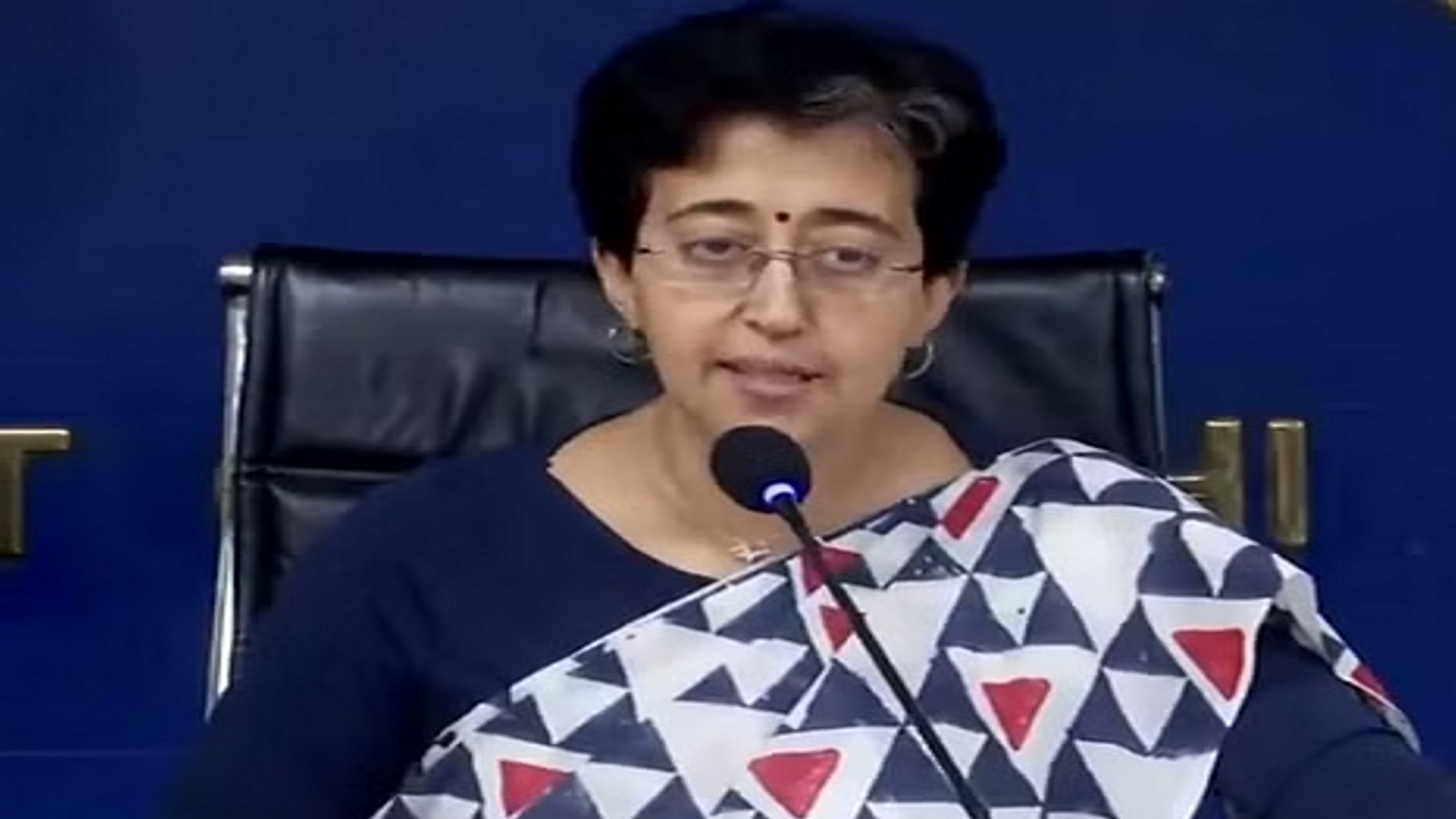 सरकारी स्कूलों के 5 हजार से अधिक शिक्षकों का एक साथ तबादला