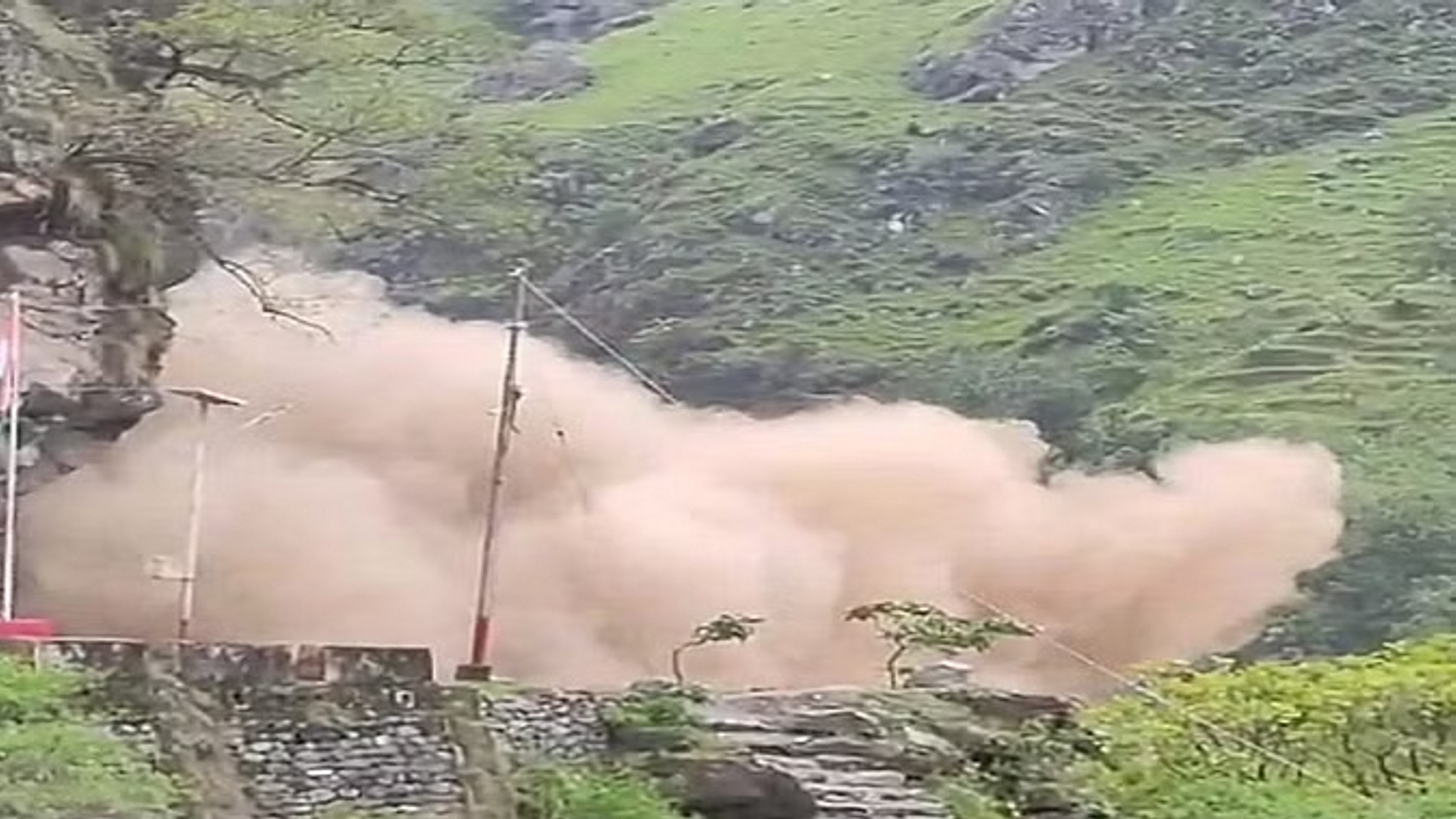 उत्तर कन्नड़ जिले में भूस्खलन के चलते एक ही परिवार के चार सदस्यों की मौत