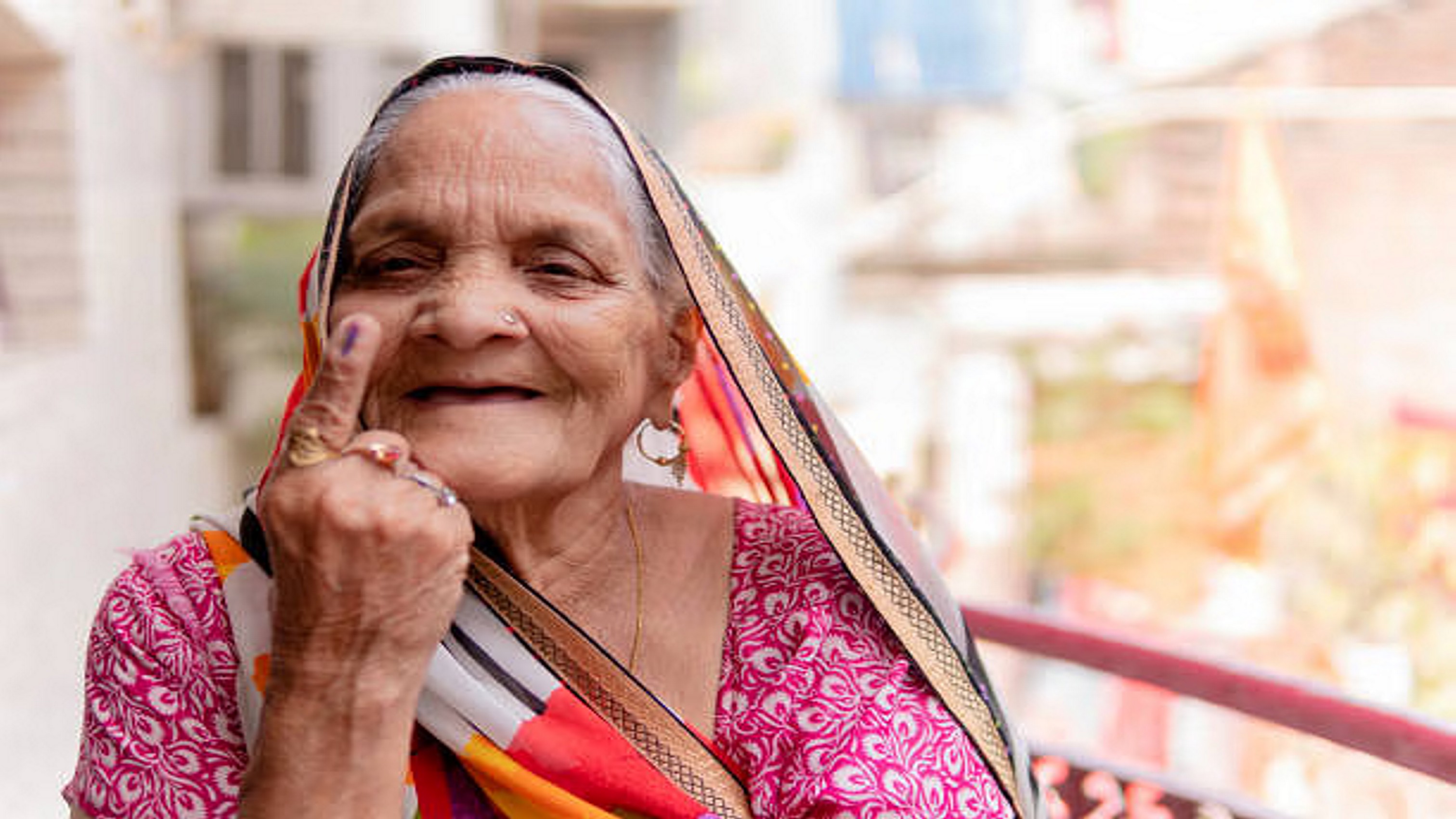 प्रदेश में उम्र का शतक पार करने वालों में 62 फीसदी महिलाएं