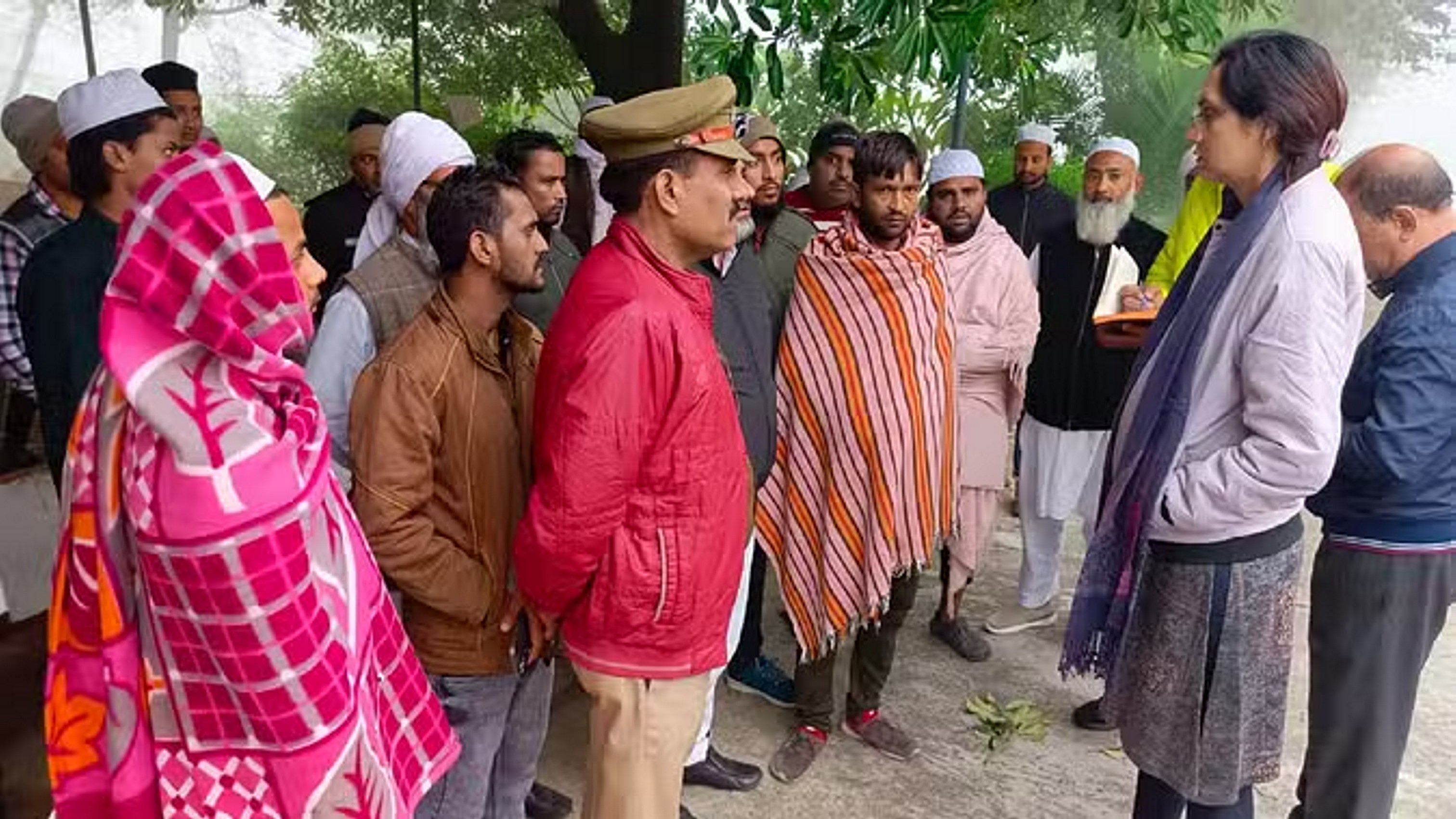 कार ने ऑटो को मारी टक्कर; दूल्हा-दुल्हन समेत सात की मौत