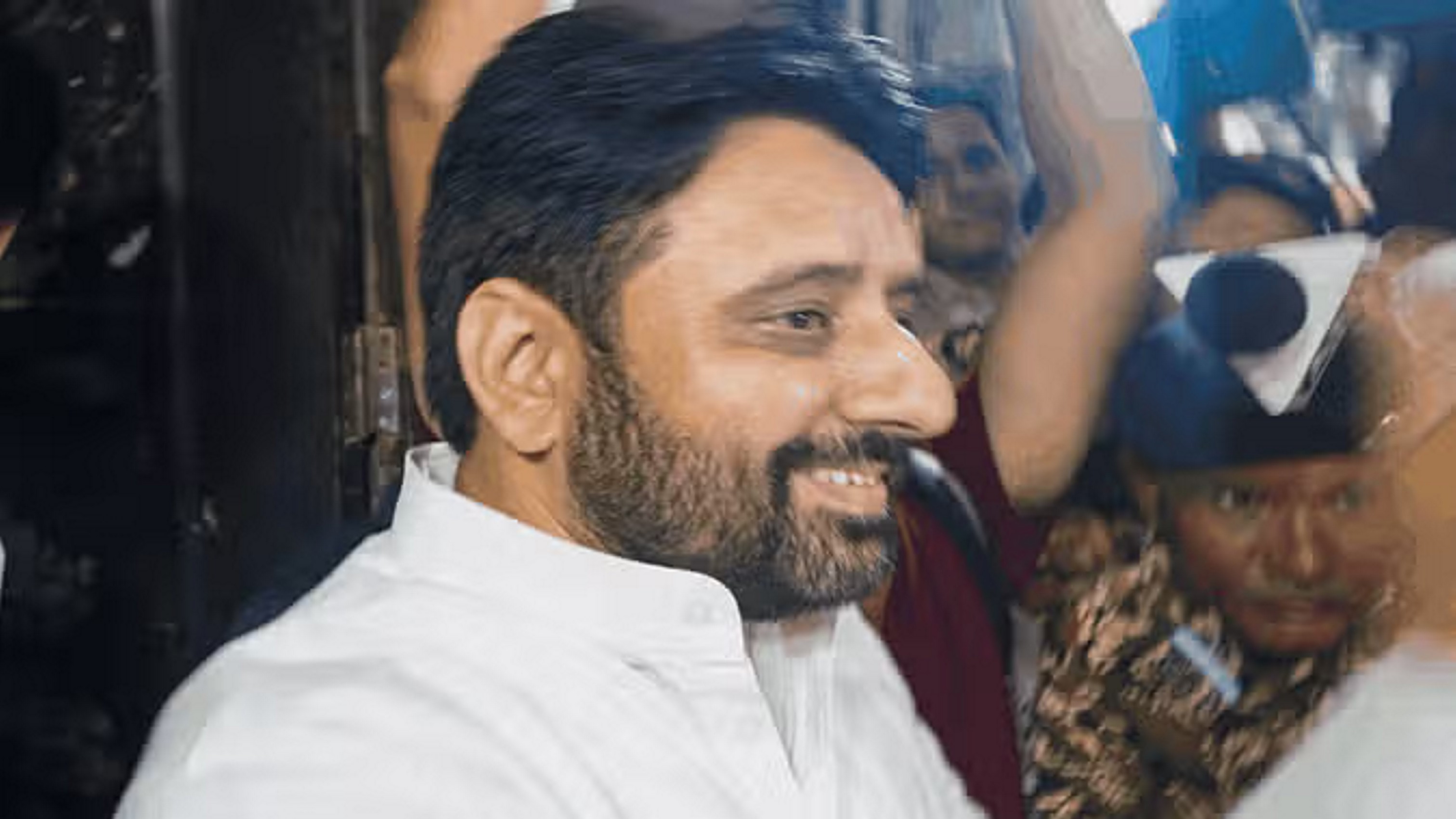 जेल से बाहर आएंगे अमानतुल्लाह खान