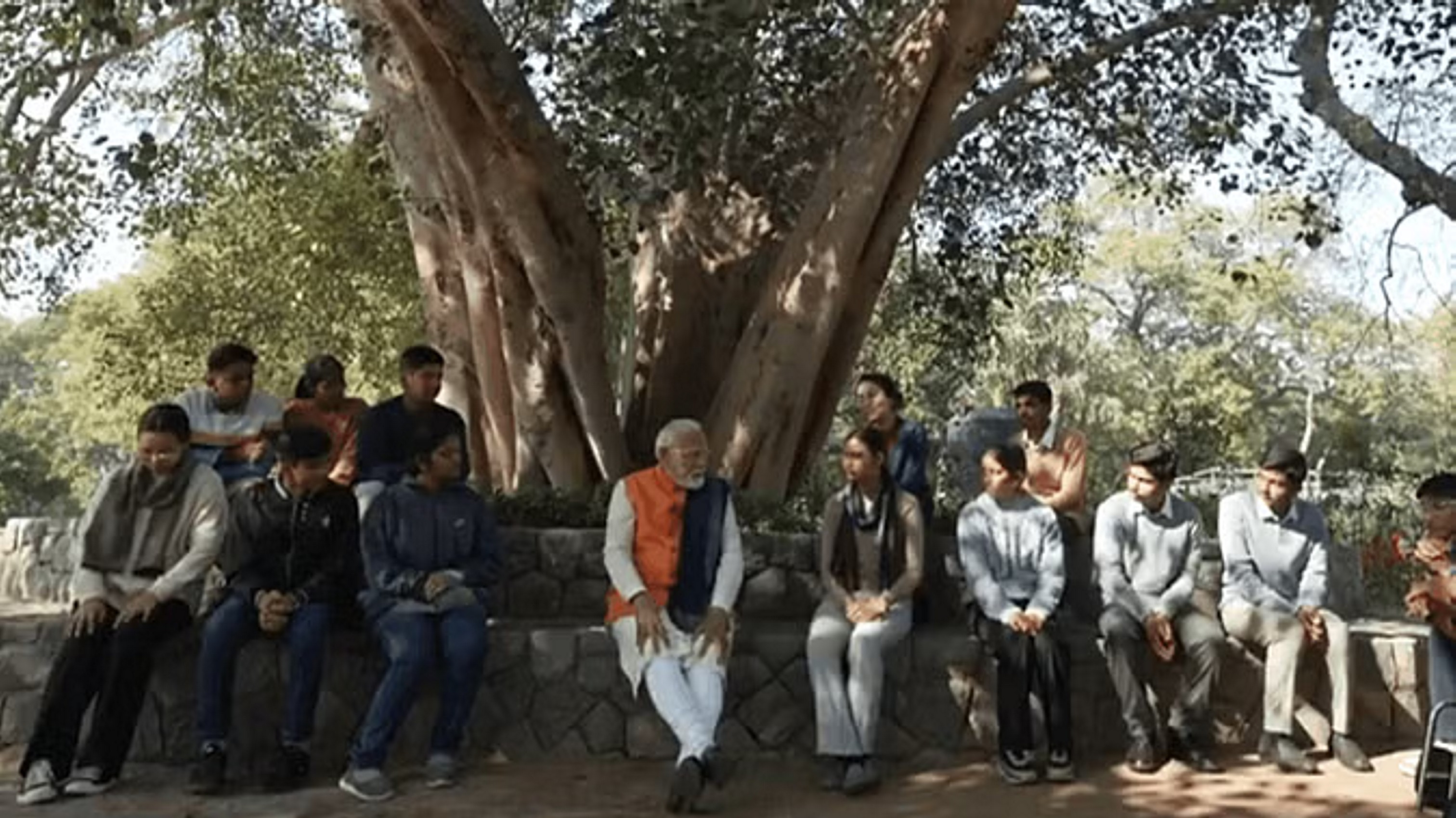छात्रों के भविष्य को नुकसान पहुंचा रही AAP सरकार बातचीत में बोले मोदी