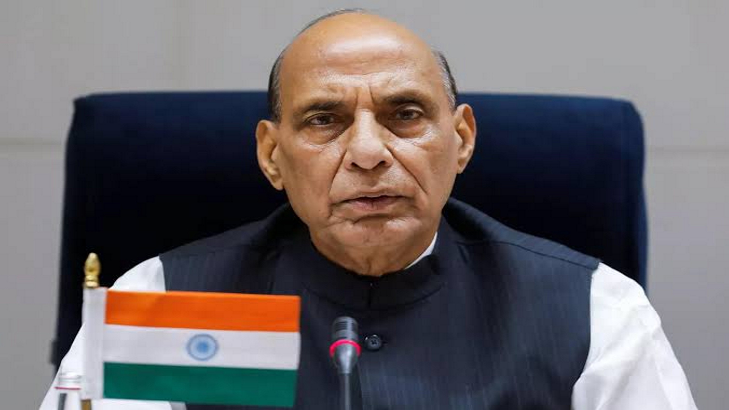 रक्षा मंत्री राजनाथ सिंह बोले- दिल्ली भारत के दिलों में से एक, लेकिन नहीं हुआ विकास