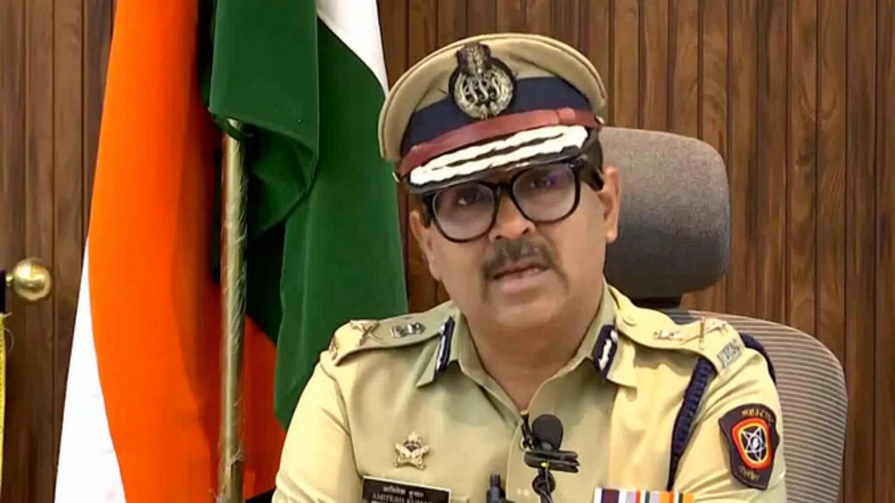निलंबित पुलिस अधिकारियों को किया जाए बर्खास्त