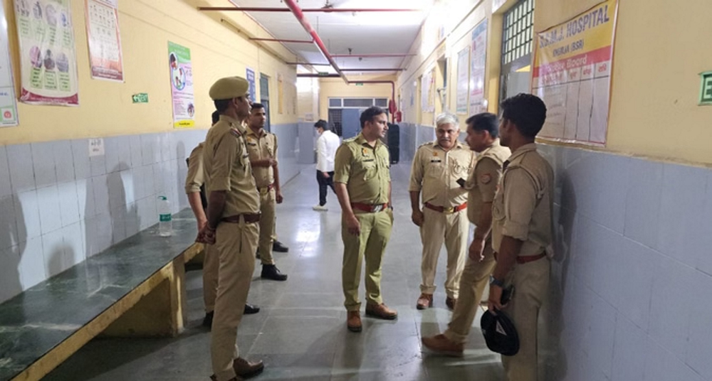पुलिस और बदमाशों के बीच गोलीबारी, दो बदमाश मुठभेड़ में गिरफ्तार; दोनों घायल