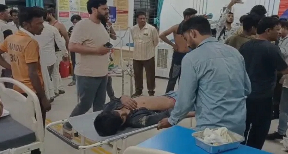 हाईटेंशन लाइन से ताजिया टकराया; दो लोगों की मौत; 15 झुलस गए
