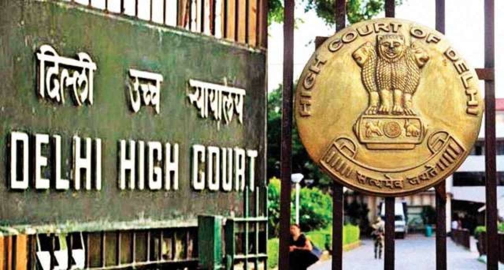 बालिग महिला के फैसले पर नहीं दे सकते दखल: कोर्ट